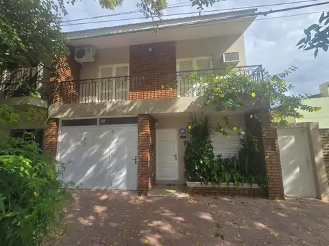 Se vende casa en centro de Reconquista