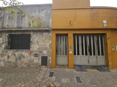 Depto Tipo Casa en Venta 82 años