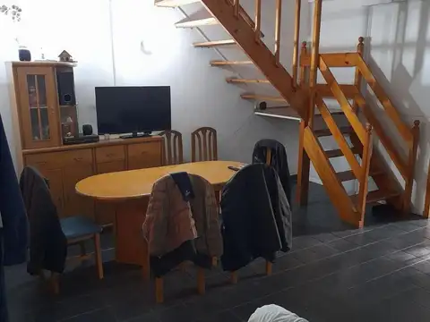Depto Tipo Casa en Venta de 4 ambientes