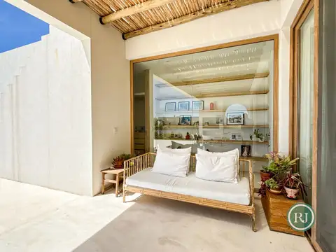Casa a la laguna en venta EL NAUDIR ESCOBAR