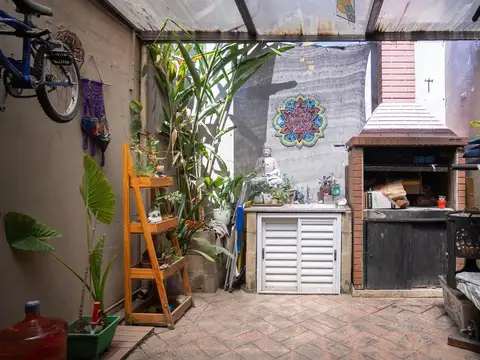 Depto Tipo Casa en Venta en Haedo Sur, USD 109.000