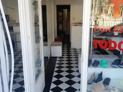 Local en Alquiler en Villa Adelina, $ 650.000