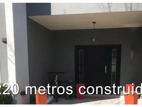Casa en Venta en Santa Ana, USD 350.000