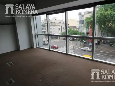 DEL LIBERTADOR, AVDA. entre ROOSEVELT y UGARTE