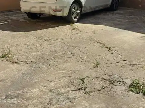 VENTA | COCHERA DESCUBIERTA en Remedios de Escalada, Lanús
