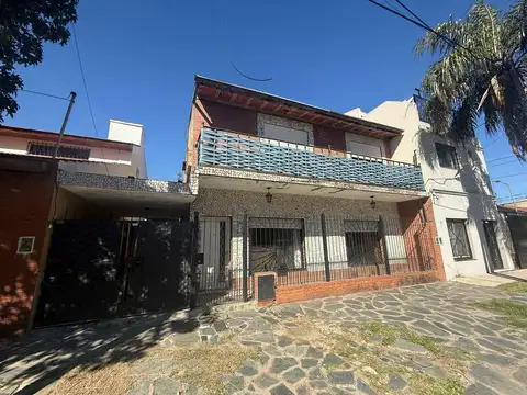 ¡ Ph al frente con 4 dormitorios en 2 plantas !