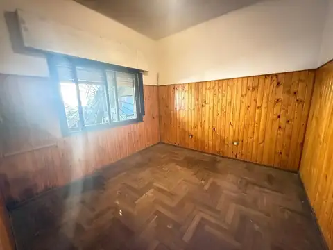 Depto Tipo Casa en Venta 50 años