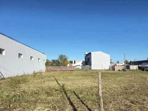 Terreno en venta en Suipacha - ideal para emprendimiento comercial