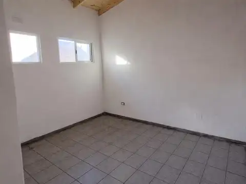 Depto Tipo Casa en Alquiler de 4 ambientes