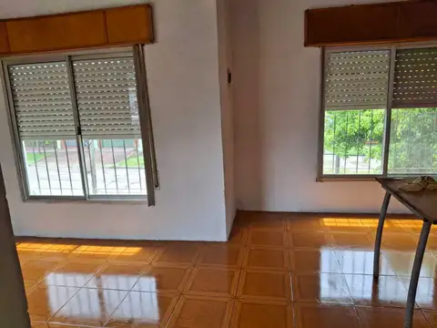 133 e/ 18 y 19 1800