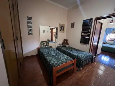 Venta Casa Ideal 2 Familas C/fondo En San Martin Villa Maipu