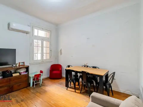 Departamento en Venta 64 años