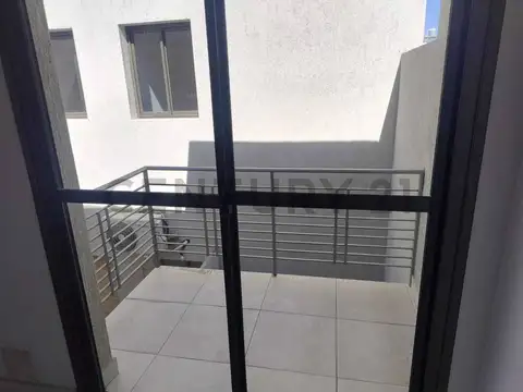 Departamento 4 ambientes con 1 baño