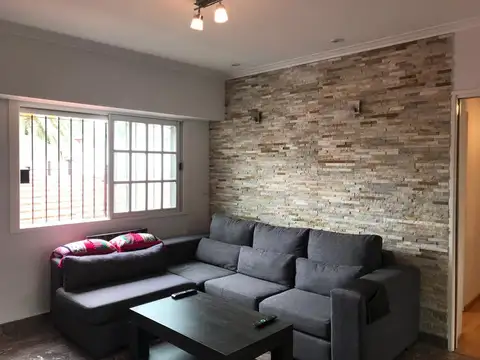 Depto Tipo Casa en Venta con 2 cocheras