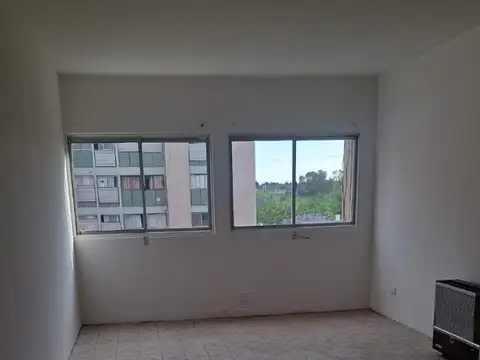 Departamento 5 ambientes con 1 baño
