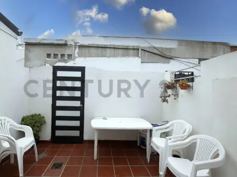 PH EN VENTA LA PLATA - 1 DORMITORIO Y PATIO ZONA - PARQUE SAN MARTIN