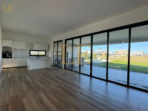 Casa en Alquiler A Estrenar