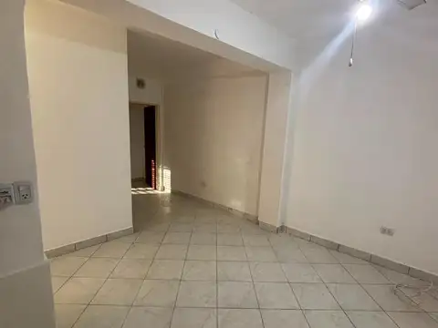 Departamento en Alquiler en Campana, $ 580.000