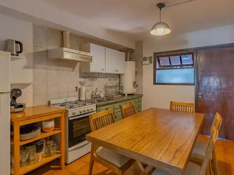 Casa 3 ambientes con 2 baños