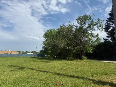 Terreno en Venta 32,95  mts Fondo
