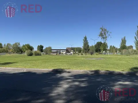 Casa en Venta en Plottier, USD 367.500
