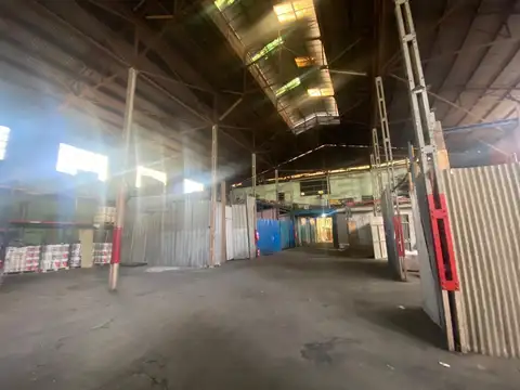 Galpon en Alquiler 78  mts Fondo