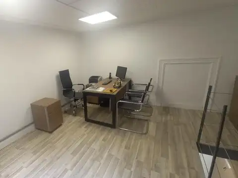 Oficina en Venta 40 años