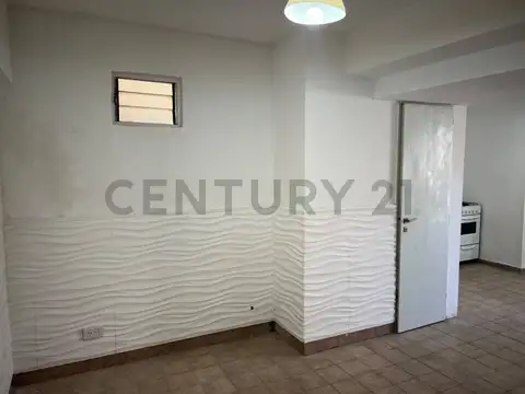 Departamento en Alquiler en Tolosa, $ 375.000