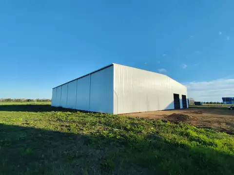 Nave Industrial  de 1.593 M2 en Cañuelas - VENTA