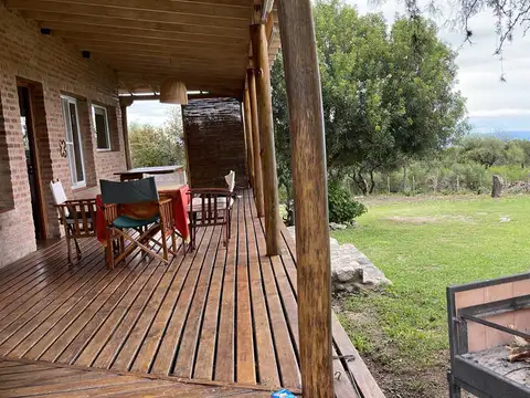 Casa 3 ambientes con 2 baños