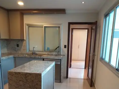 Departamento 3 ambientes con 3 baños