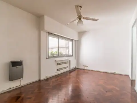 Lavalle 1700 , Piso 6