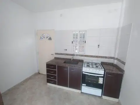Depto Tipo Casa en Alquiler de 3 ambientes