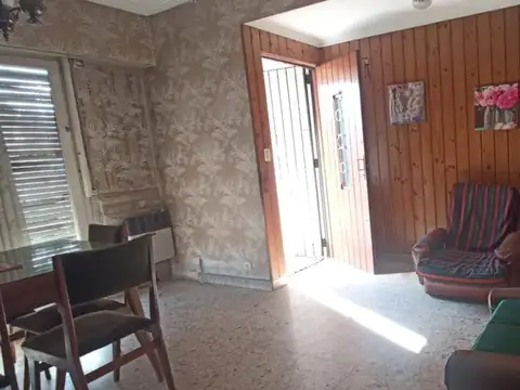 Depto Tipo Casa en Venta de 3 ambientes