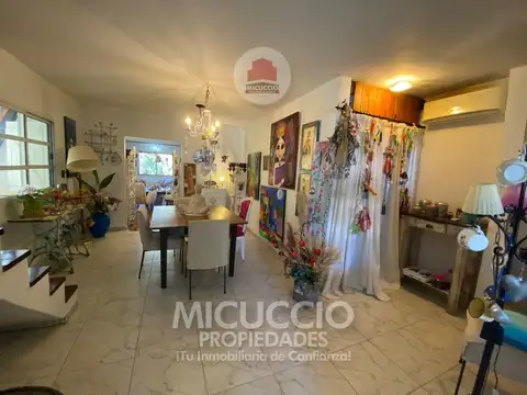 Casaquinta en venta, Van Gogh 3440, barrio El Cazador. PERMUTA. APTA CREDITO