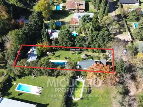 Quinta en Venta en Barrio el Cazador, USD 230.000