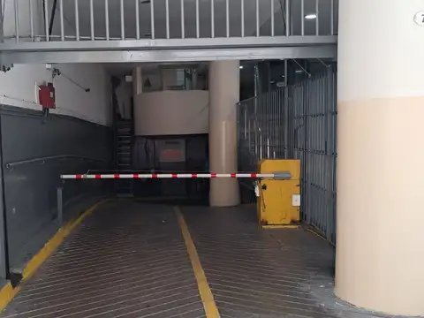 Suipacha 100