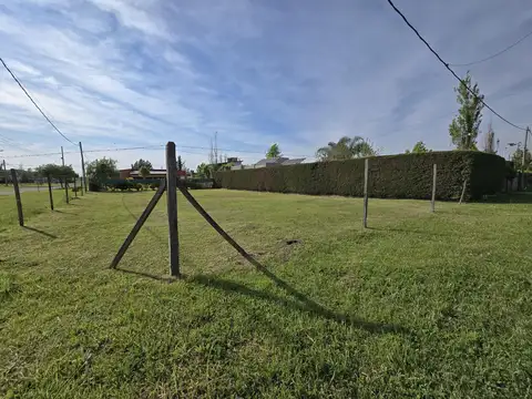 Terreno en esquina orientación Norte