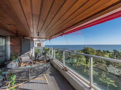 VENTA PENTHOUSE GOLF TIPO DUPLEX 3 DORM + SERV GGE
