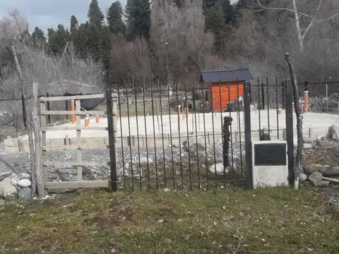 Terreno en venta Bariloche con platea construida