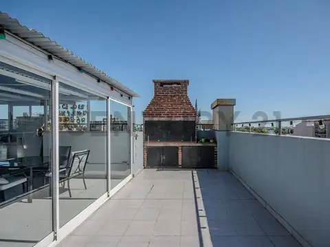 VENTA DPTO 4 AMB CON TERRAZA  PERMUTA APTO CREDITO