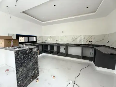 Casa en Venta en Pilar del Este - Santa Elena, USD 240.000