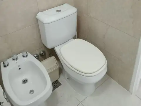 Hermoso Dpto 2 Amb c/ Cochera en Venta