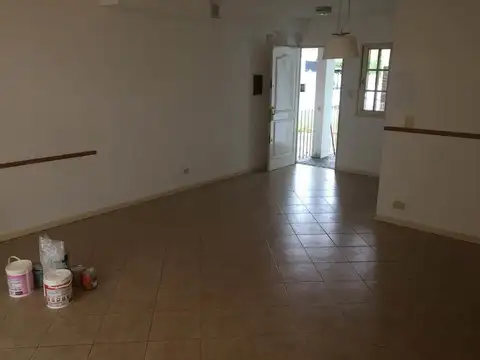 Casa en Alquiler de 3 dormitorios