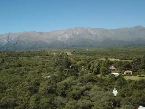 Terreno en venta en Villa De Las Rosas