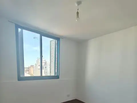Chile 100, Piso 10°