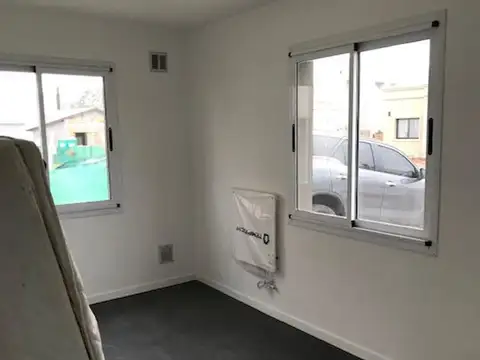 Excelente casa a estrenar con piscina