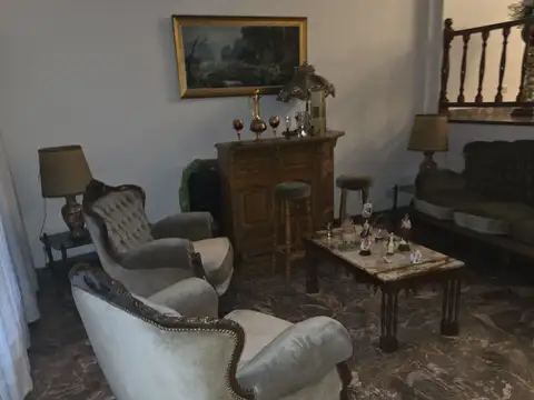 Depto Tipo Casa 5 ambientes con 3 baños