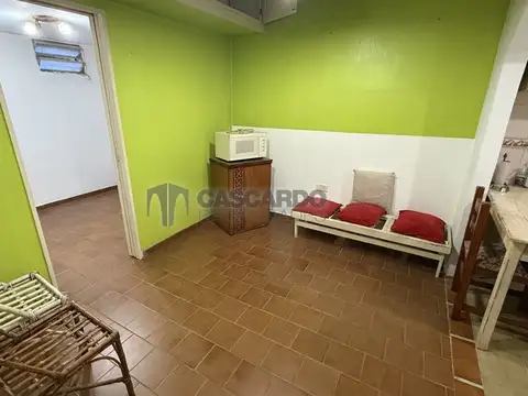 Depto Tipo Casa en Alquiler en Lanus Oeste, $ 650.000