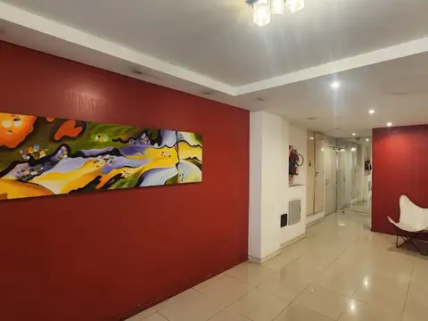 Moldes 2300, Piso 1